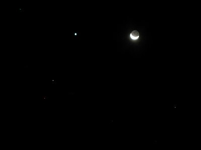 Mond bei Venus und Regulus